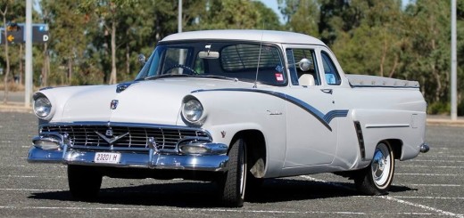 1956 Ford Mainline ute – Star Cars Agency